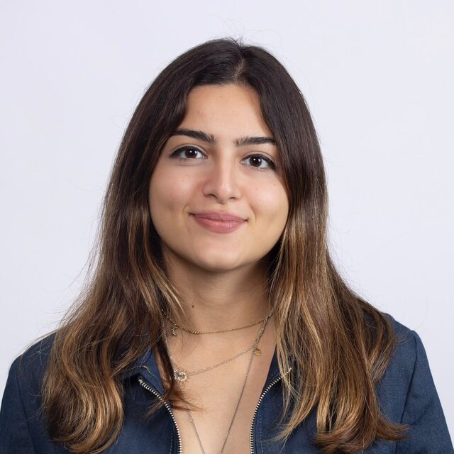 İris Yalçın